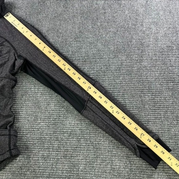 Lululemon Base Runner 1/2 Zip Gray Herringbone Jacket Women 12 Stretch Mock Neck - Picture 14 of 15